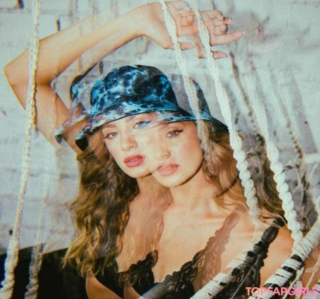 Wiktoria nude leaked OnlyFans photo #47