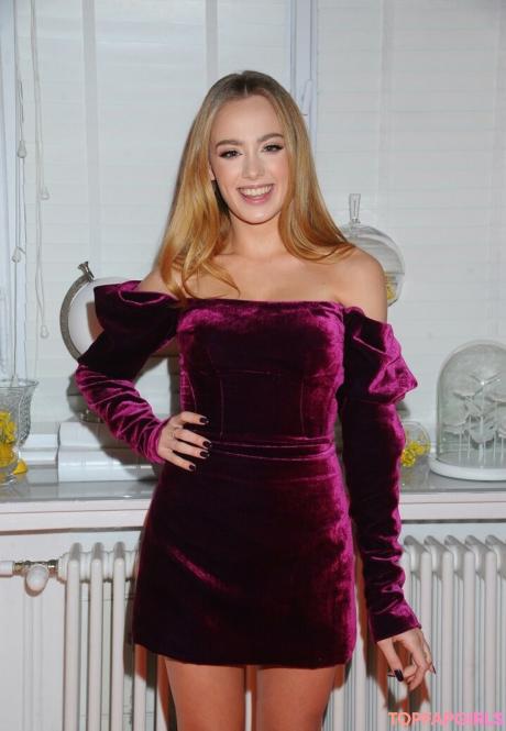 Wiktoria nude leaked OnlyFans photo #94
