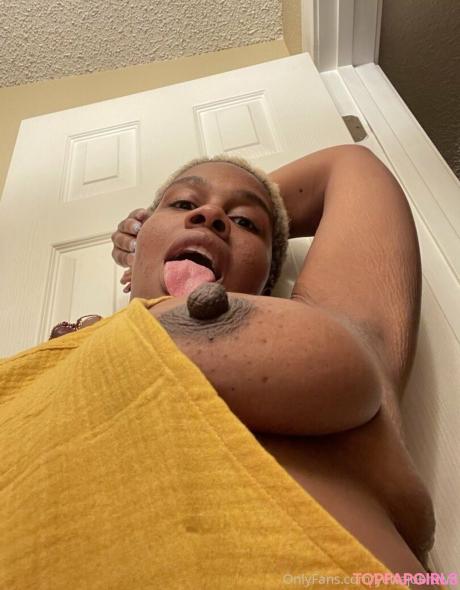 Yettajobrown nude leaked OnlyFans photo #5