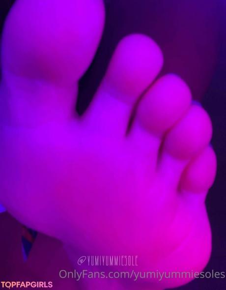 Yumiyummiesoles nude leaked OnlyFans photo #1