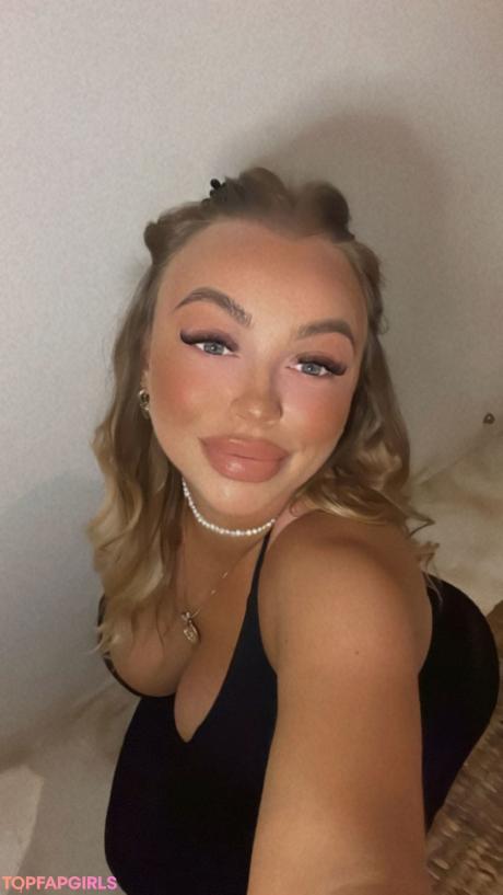 Madison nude leaked OnlyFans photo #385