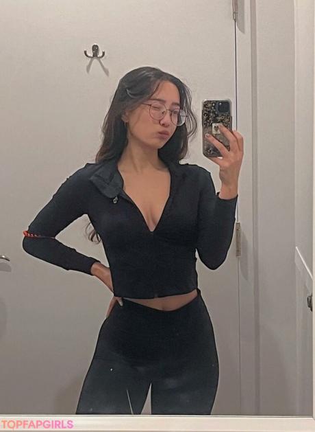 Sabrina nude leaked OnlyFans photo #37