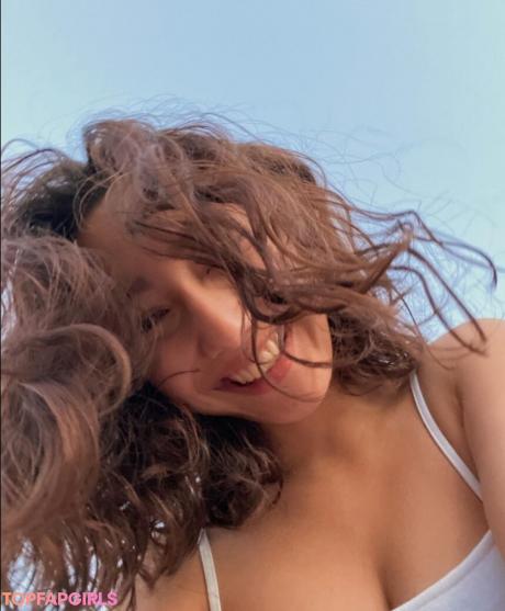 Sabrina nude leaked OnlyFans photo #4