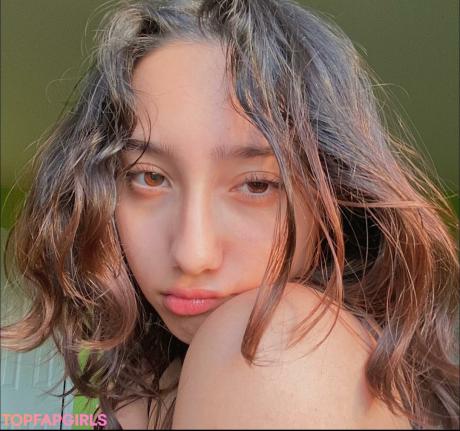 Sabrina nude leaked OnlyFans photo #8
