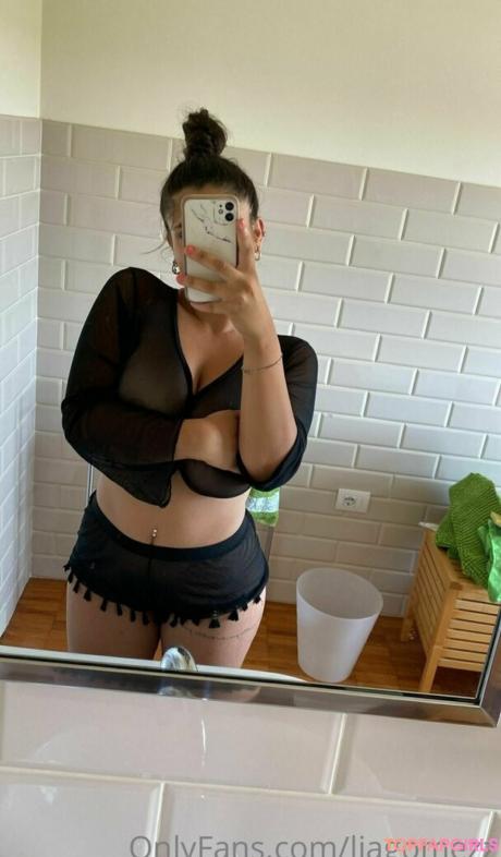 Liagomezzz nude leaked OnlyFans photo #32