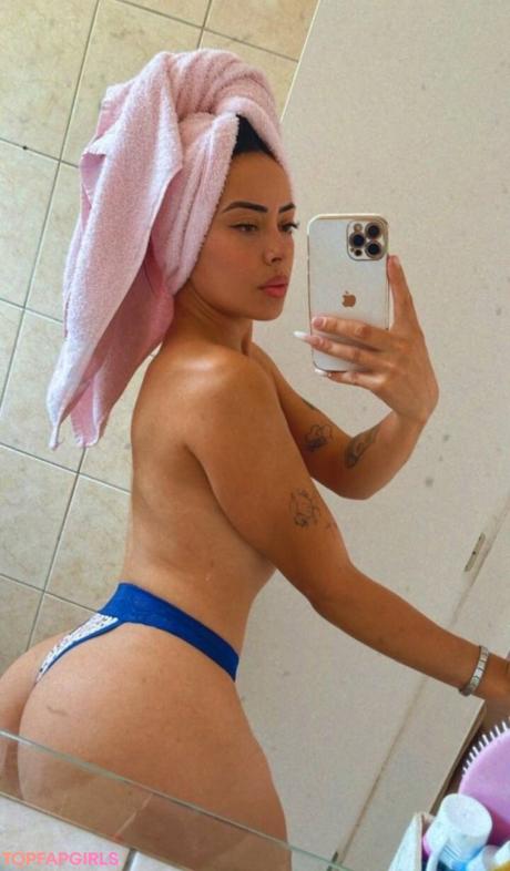 Luana nude leaked OnlyFans photo #14