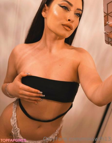 Arielleflame nude leaked OnlyFans photo #14
