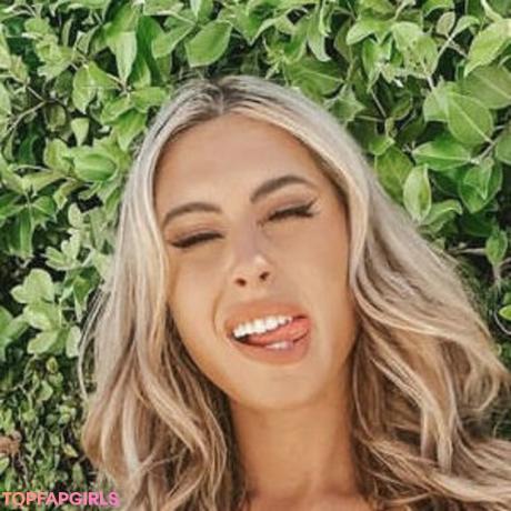 Ariella nude leaked OnlyFans photo #11