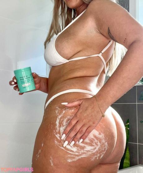 Ariella nude leaked OnlyFans photo #82