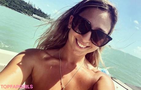 Wears nude leaked OnlyFans photo #122
