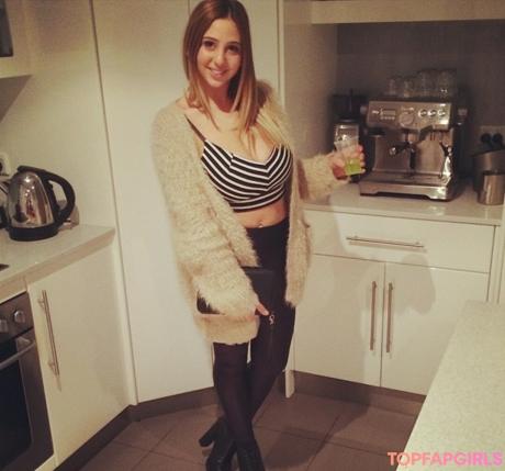 Wears nude leaked OnlyFans photo #180