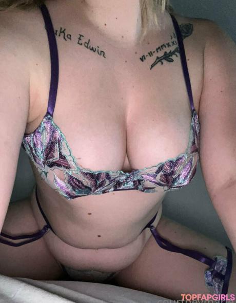 Marie42055 nude leaked OnlyFans photo #7