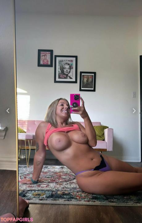 Courtney nude leaked OnlyFans photo #23