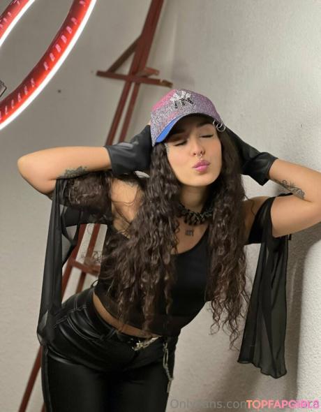 Camilanora nude leaked OnlyFans photo #6