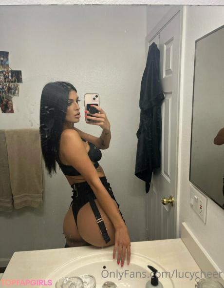 Lucymomma nude leaked OnlyFans photo #36
