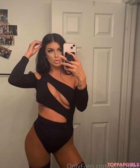 Lucymomma nude leaked OnlyFans photo #37