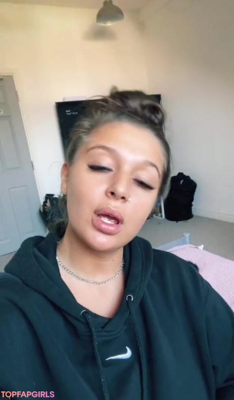 Naughtybabeoxo nude leaked OnlyFans photo #11