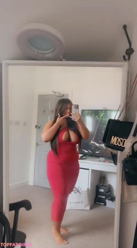 Naughtybabeoxo nude leaked OnlyFans photo #12