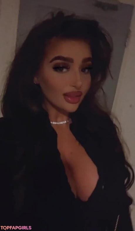Naughtybabeoxo nude leaked OnlyFans photo #14