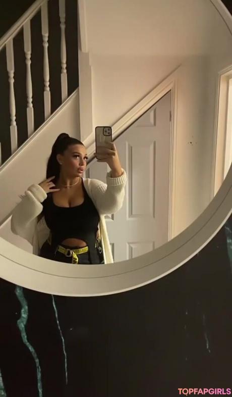 Naughtybabeoxo nude leaked OnlyFans photo #19