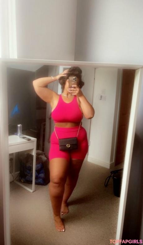 Naughtybabeoxo nude leaked OnlyFans photo #72