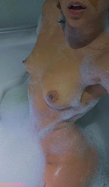 Abbygirlxox nude leaked OnlyFans photo #10