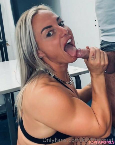 Musclegirl31 nude leaked OnlyFans photo #89