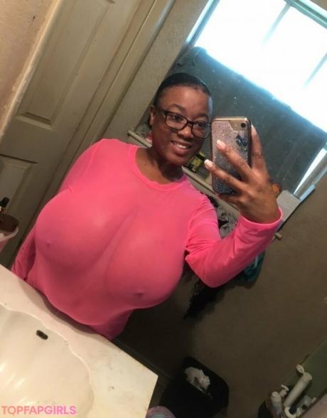 Idreamofebony nude leaked OnlyFans photo #25