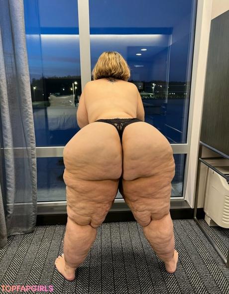 Bigbootyasshley nude leaked OnlyFans photo #131