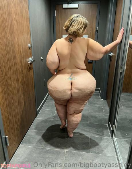 Bigbootyasshley nude leaked OnlyFans photo #138