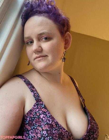 Hunnybeesarecool nude leaked OnlyFans photo #11