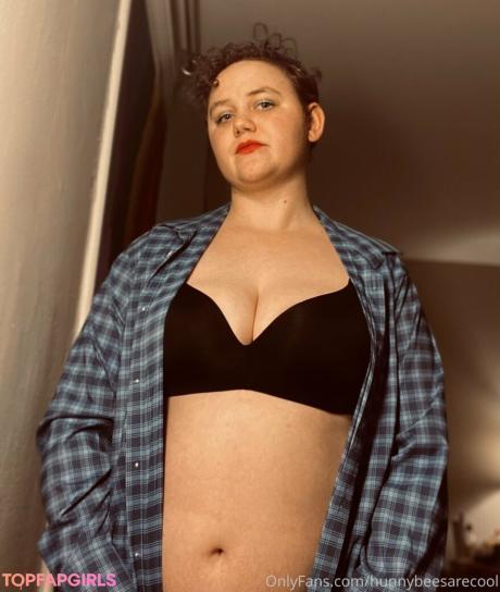 Hunnybeesarecool nude leaked OnlyFans photo #33