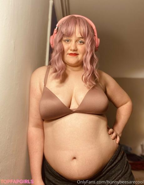 Hunnybeesarecool nude leaked OnlyFans photo #57
