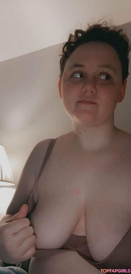 Hunnybeesarecool nude leaked OnlyFans photo #9