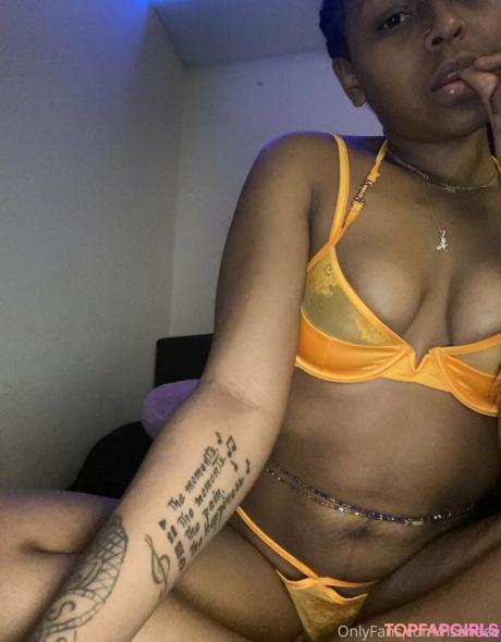 Nsaneee nude leaked OnlyFans photo #18