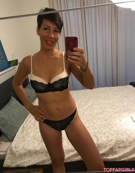 Kat nude leaked OnlyFans photo #25