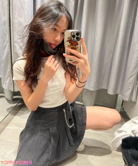 Maggiechow123 nude leaked OnlyFans photo #7
