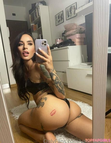 Valeriamoxx nude leaked OnlyFans photo #468