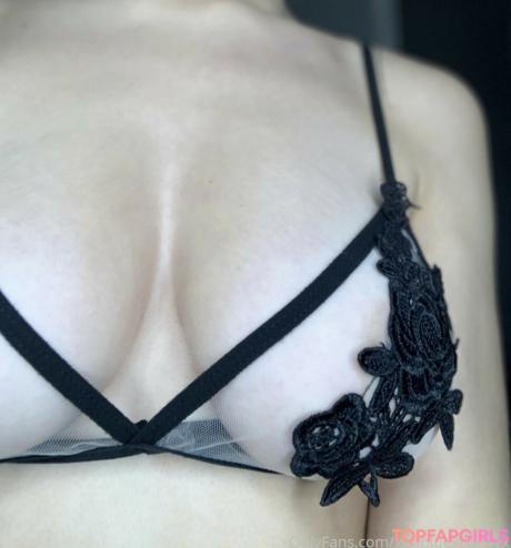 Taylor nude leaked OnlyFans photo #27
