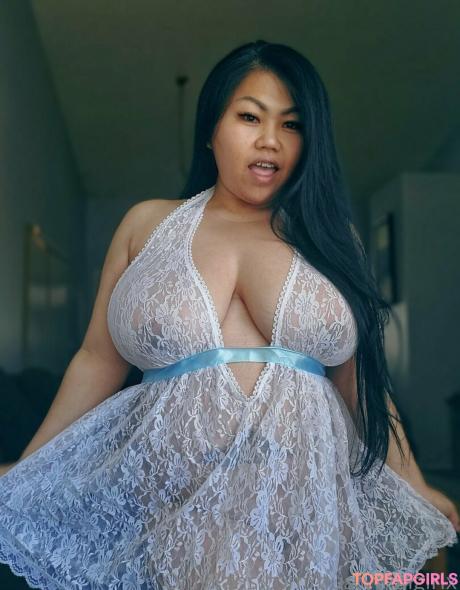Bustythaigirlx nude leaked OnlyFans photo #10