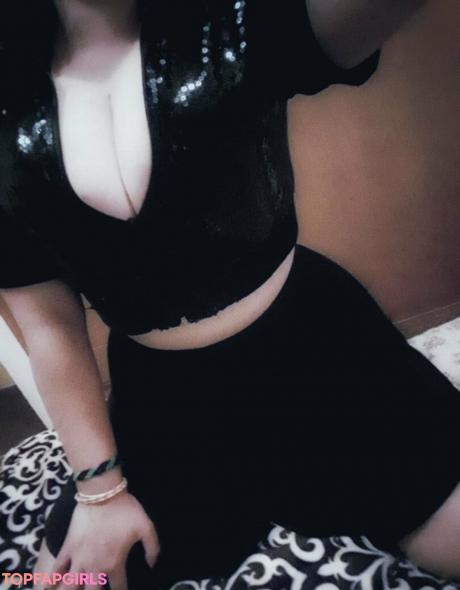 Yamiahr4 nude leaked OnlyFans photo #18