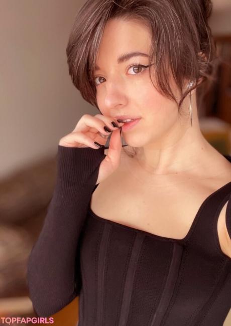 Slight nude leaked OnlyFans photo #26