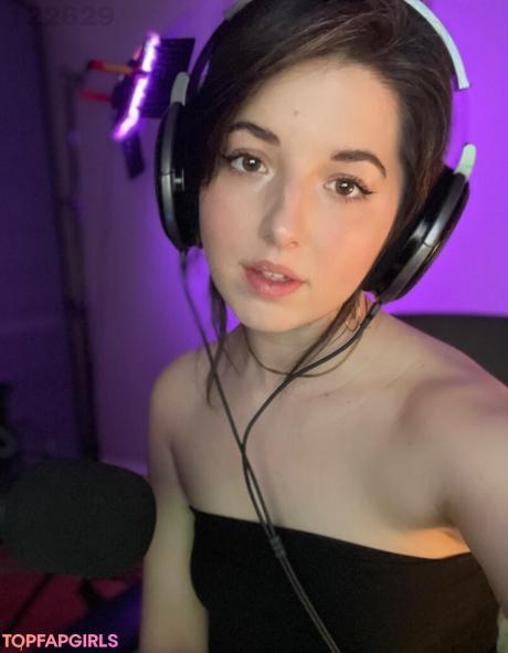 Slight nude leaked OnlyFans photo #59