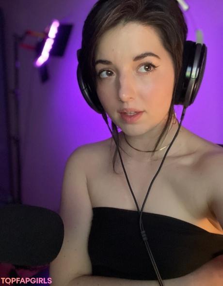 Slight nude leaked OnlyFans photo #60