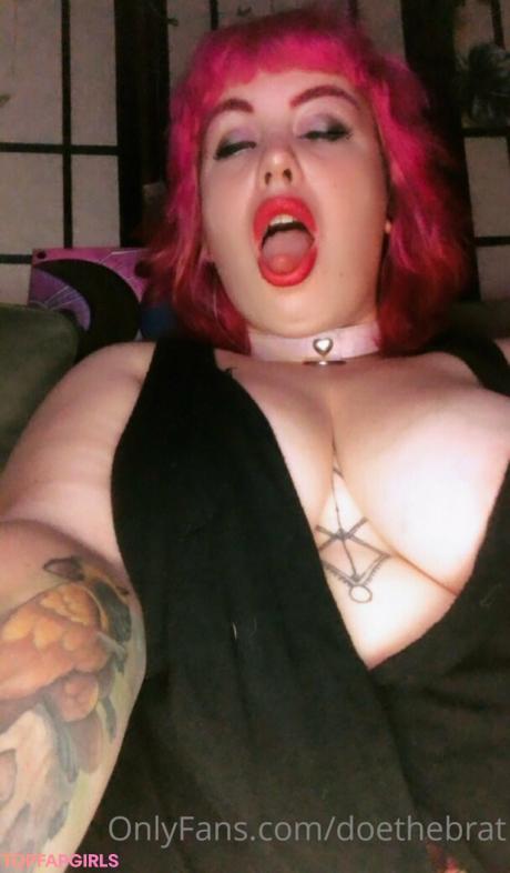 Doethebrat nude leaked OnlyFans photo #17