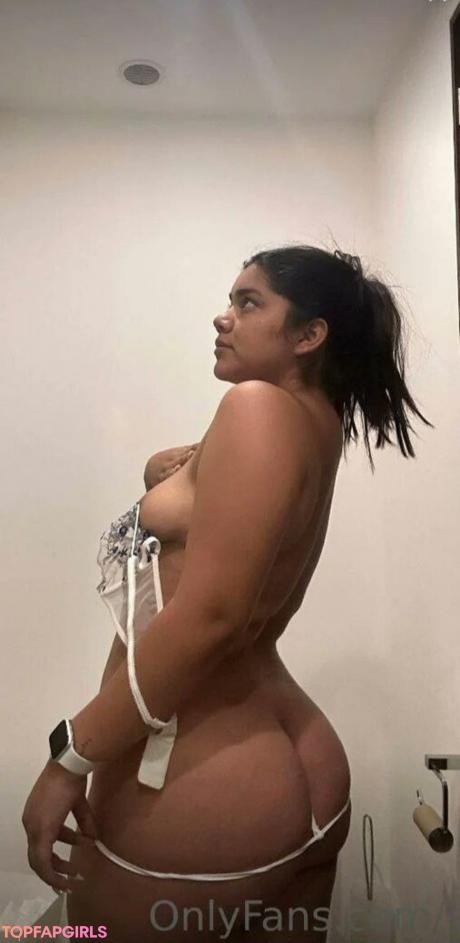 Emilyml nude leaked OnlyFans photo #6