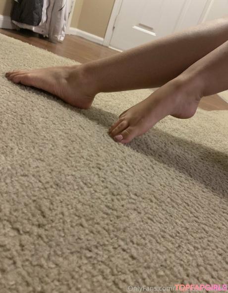 Kenziessmallfeet nude leaked OnlyFans photo #19