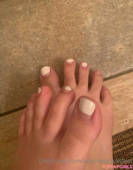 Kenziessmallfeet nude leaked OnlyFans photo #25