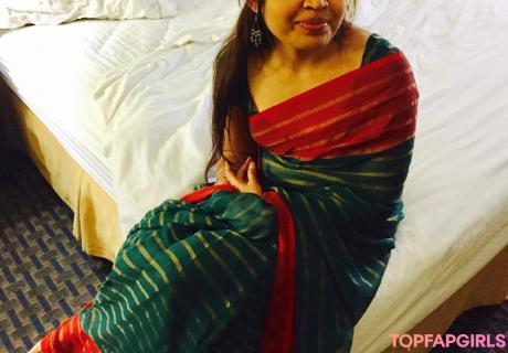 Pankhuri nude leaked OnlyFans photo #10