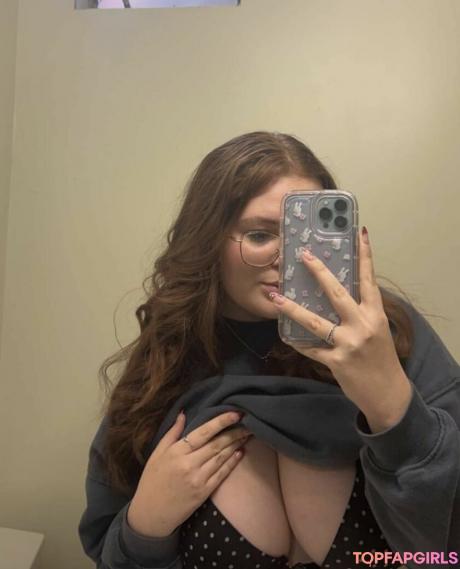 Peachpicnic nude leaked OnlyFans photo #9